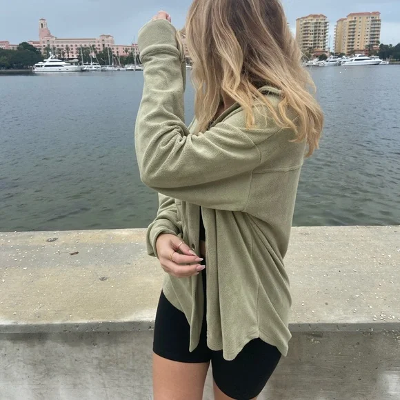 BRAND NEW sage green shacket - Picture 3 of 3